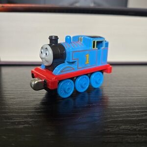 Thomas - Thomas & Friends Diecast Train Engine 2012 A